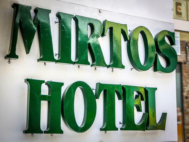 Mirtos Hotel Luaran gambar